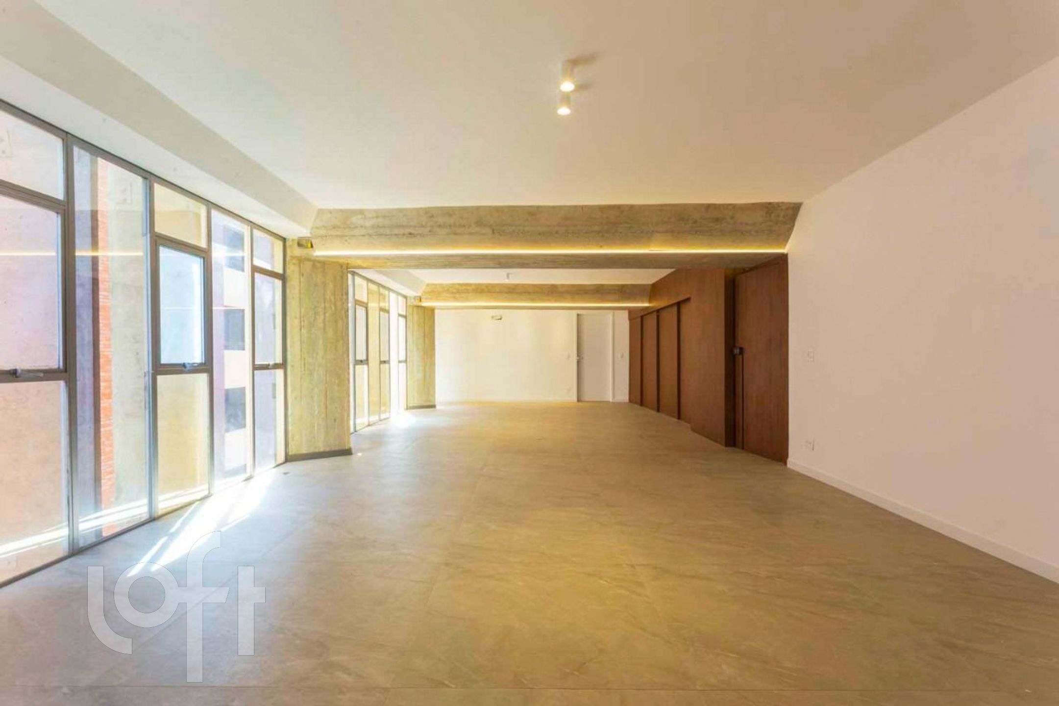 Apartamento à venda com 4 quartos, 300m² - Foto 23