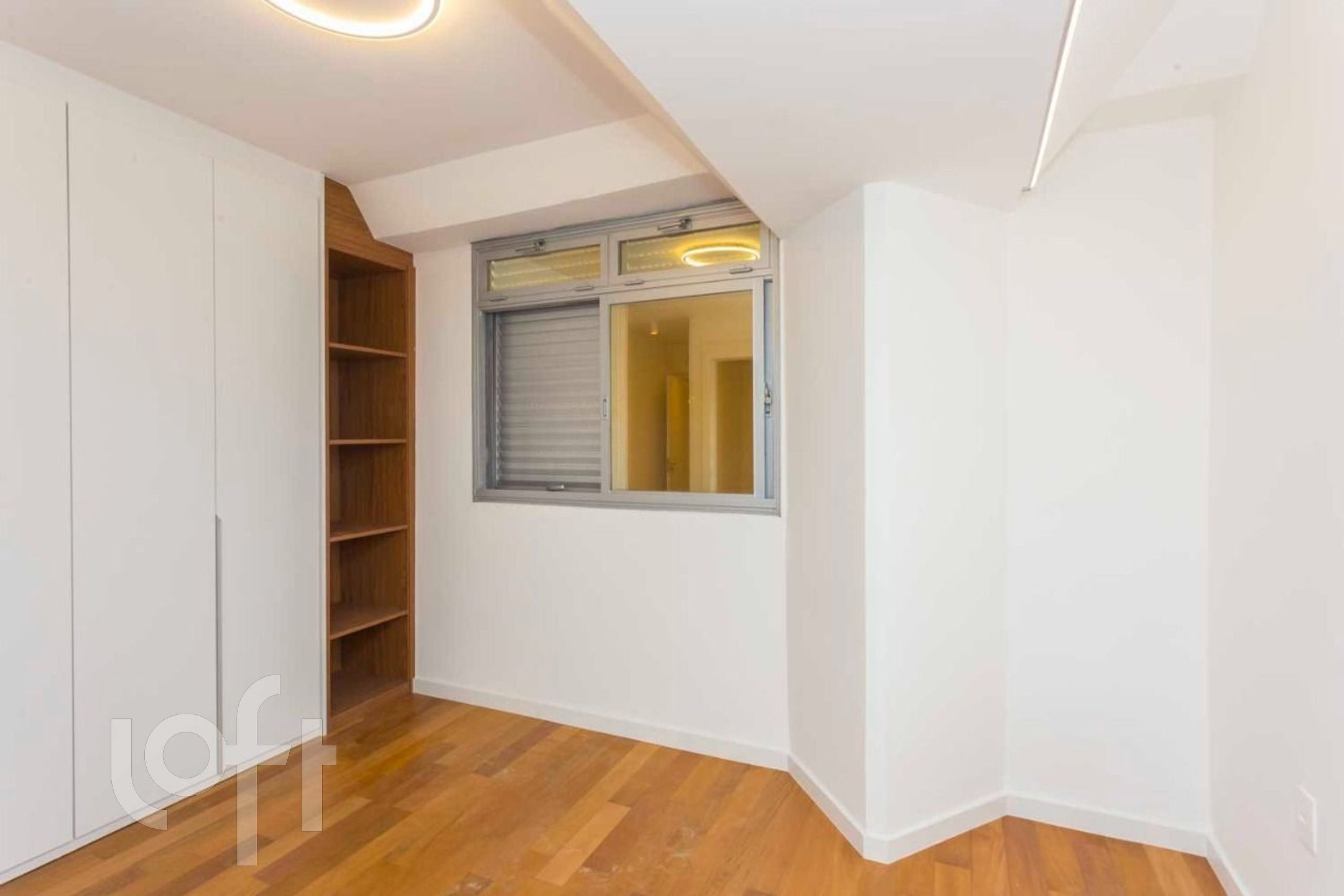 Apartamento à venda com 4 quartos, 300m² - Foto 25