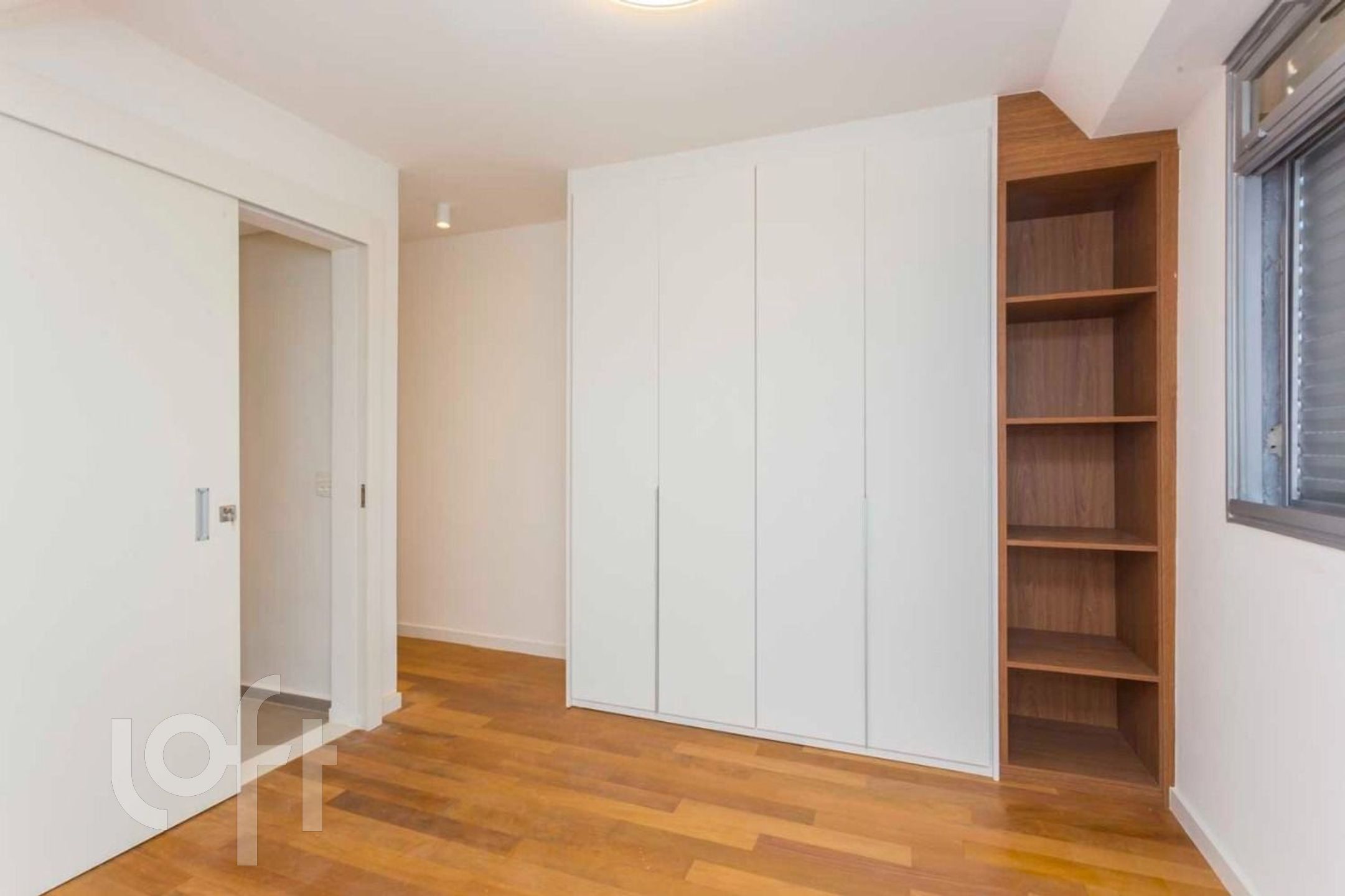 Apartamento à venda com 4 quartos, 300m² - Foto 26