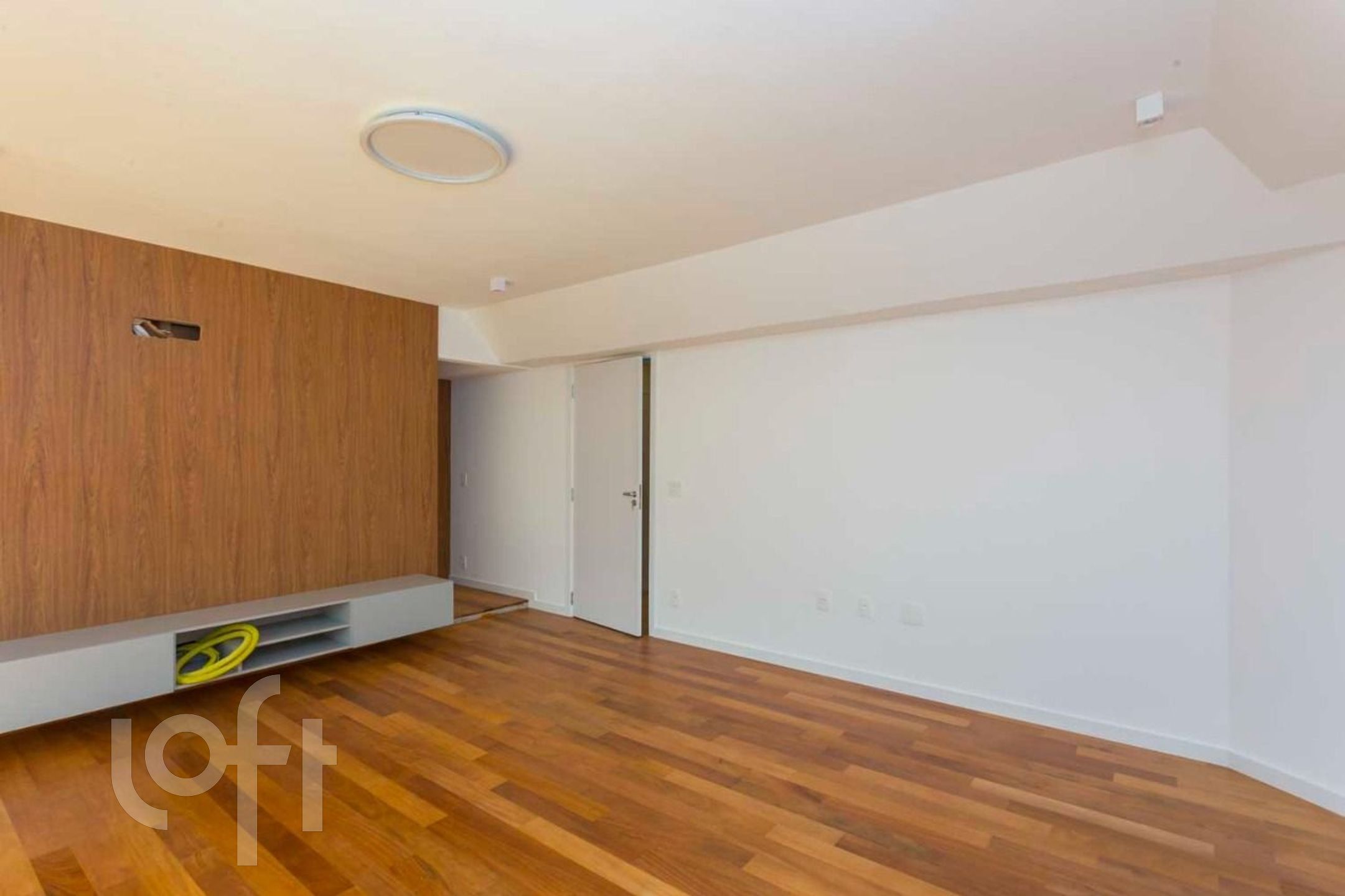 Apartamento à venda com 4 quartos, 300m² - Foto 8