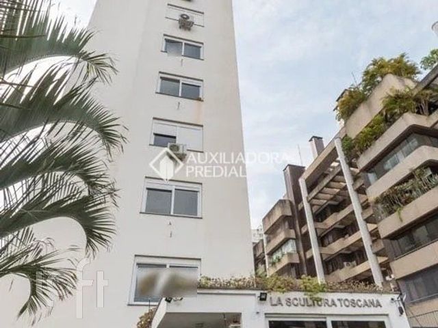 Apartamento com 101m², 3 dormitórios, 1 suíte, 2 vagas, São João em Porto Alegre