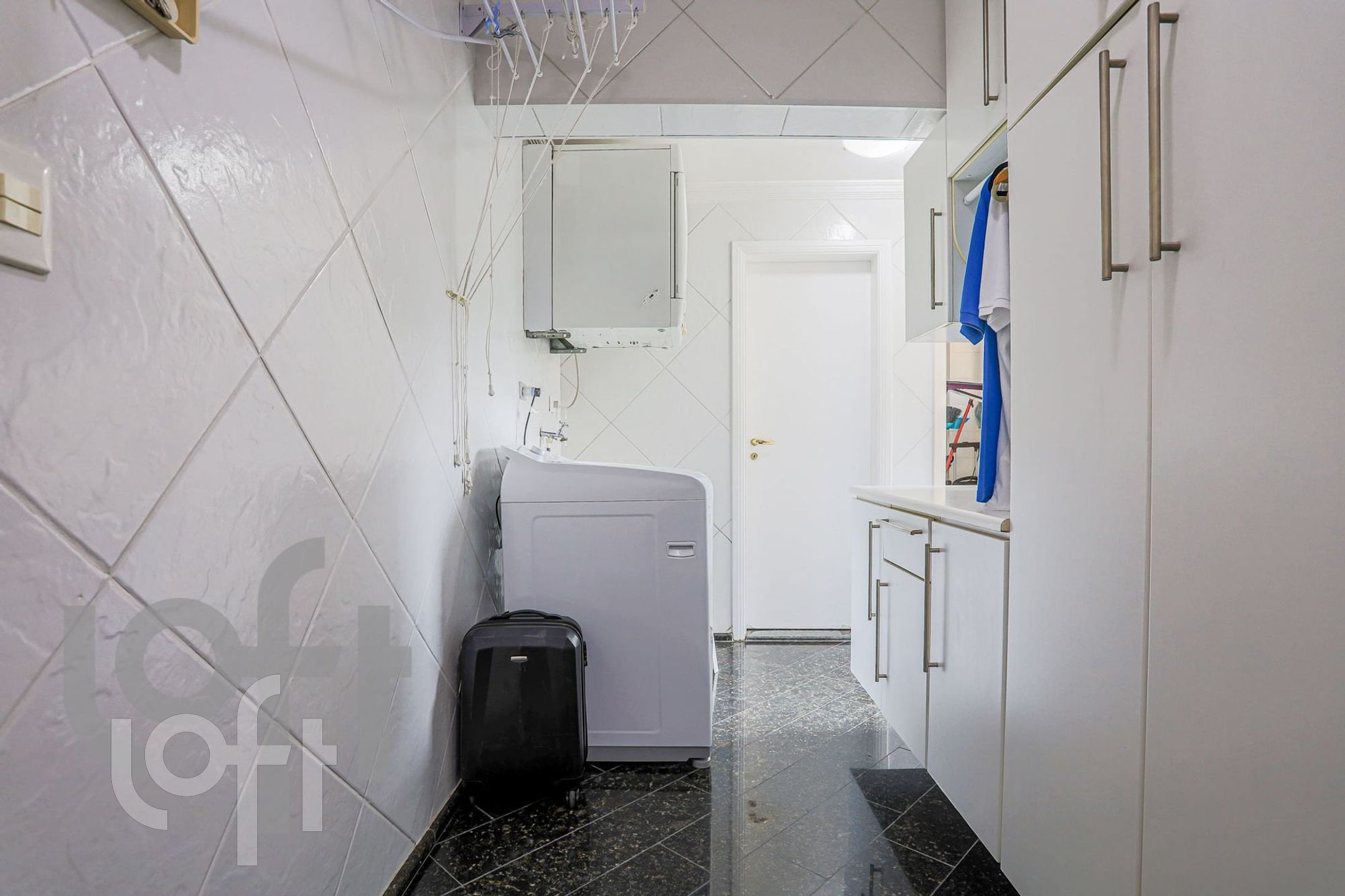 Apartamento à venda com 3 quartos, 145m² - Foto 27