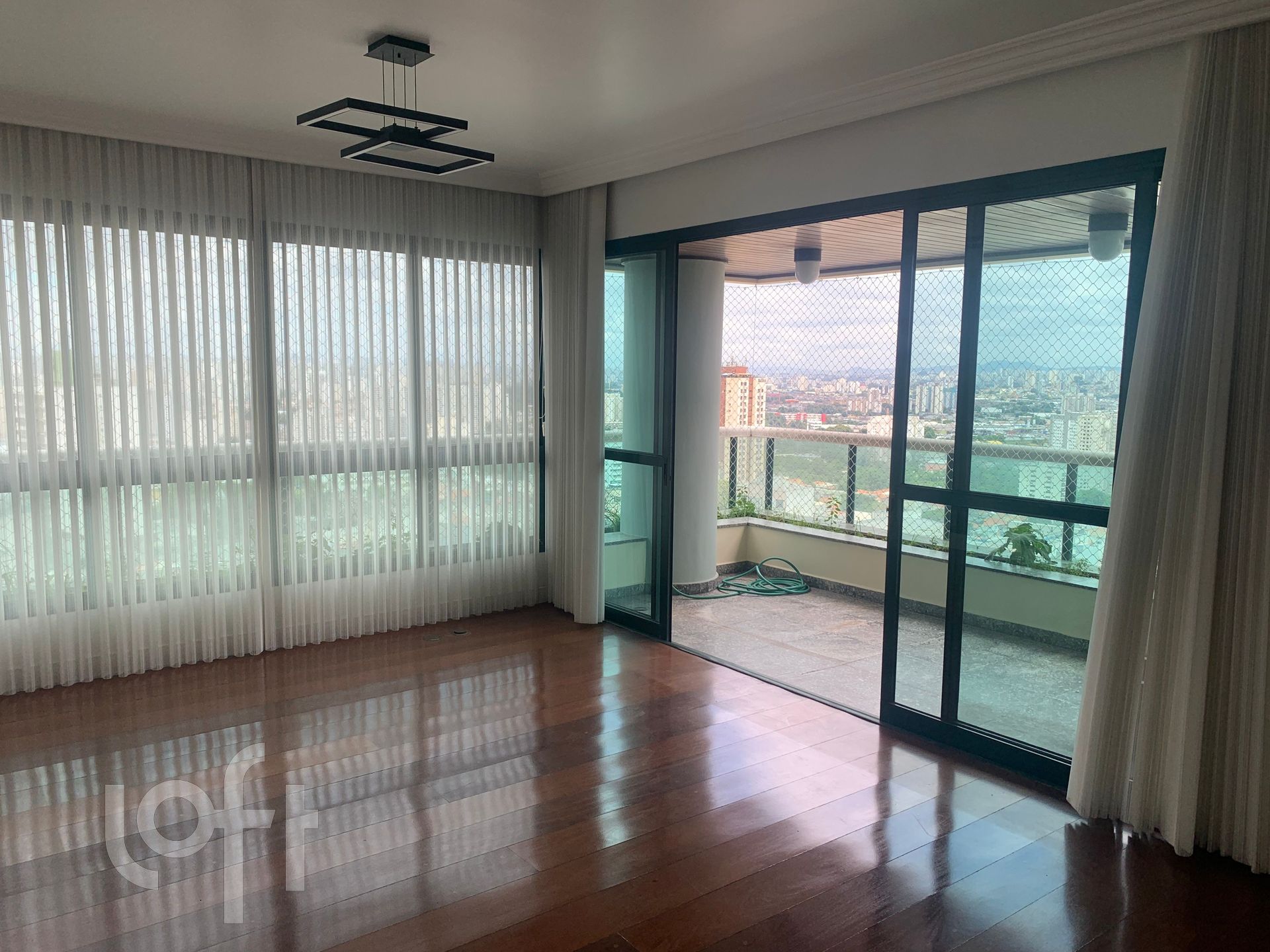 Apartamento à venda com 3 quartos, 257m² - Foto 23