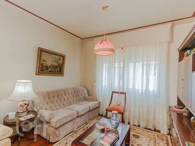 Apartamento com 221m², 3 dormitórios, 1 suíte, 2 vagas, Higienópolis em Porto Alegre