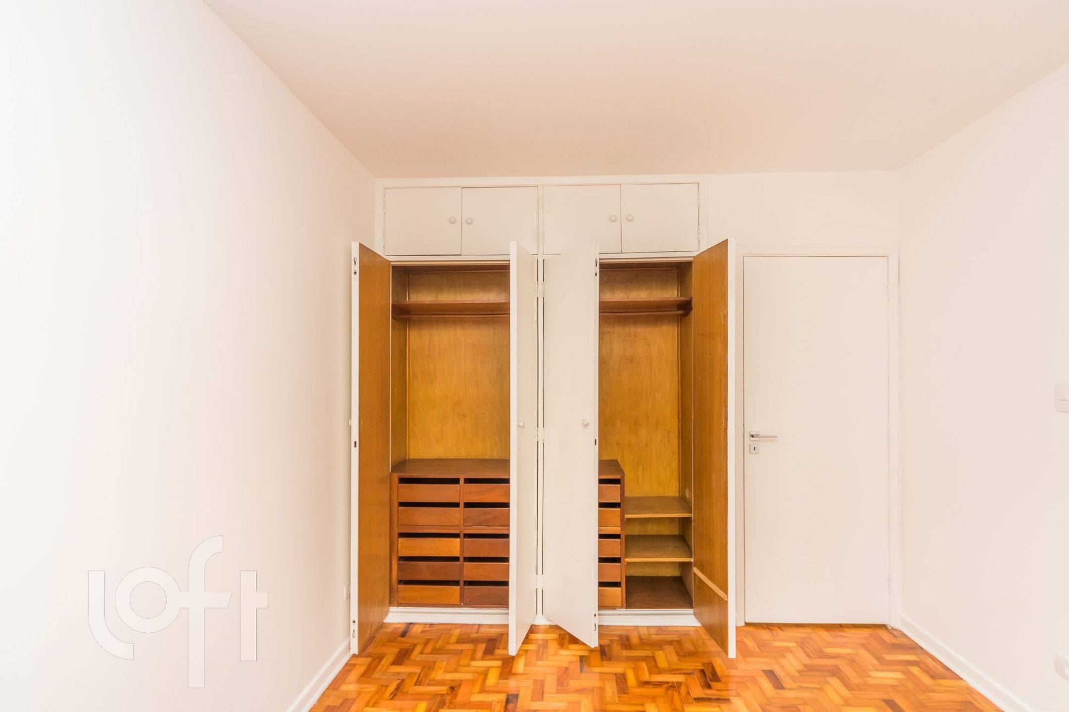 Apartamento à venda com 3 quartos, 145m² - Foto 16