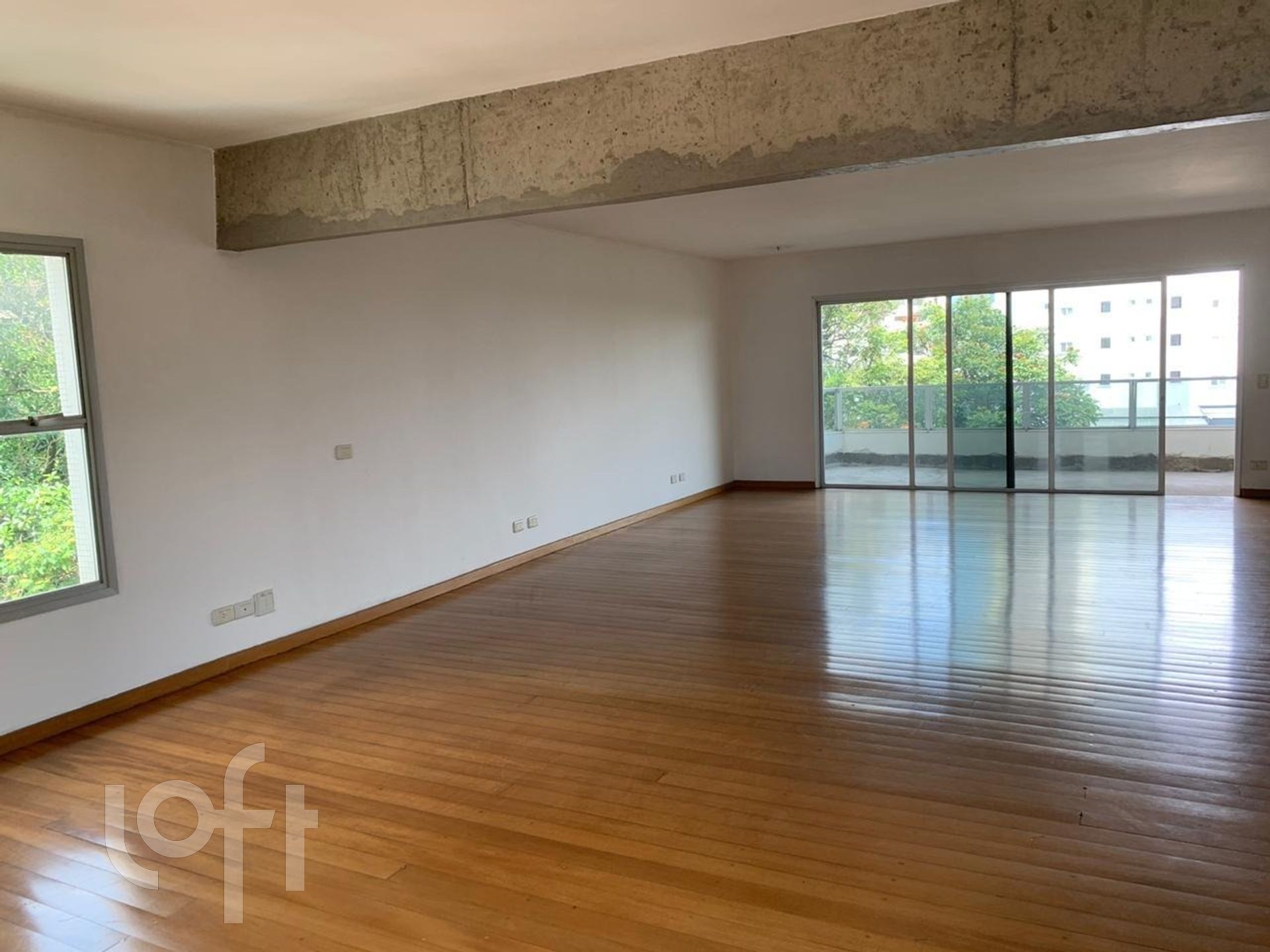 Apartamento à venda com 4 quartos, 333m² - Foto 1