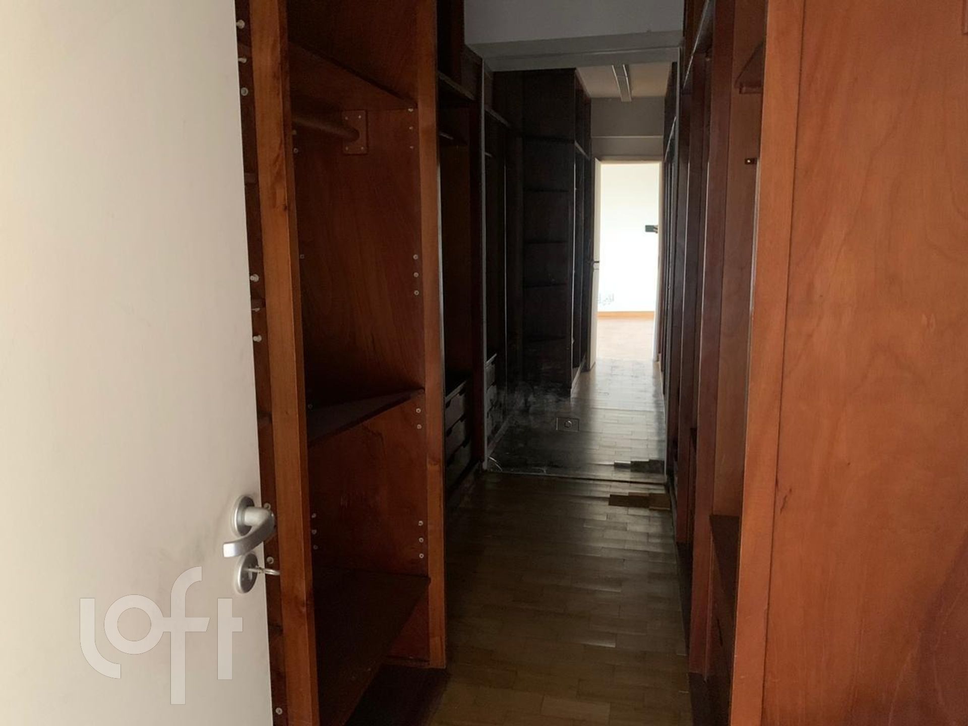 Apartamento à venda com 4 quartos, 333m² - Foto 17