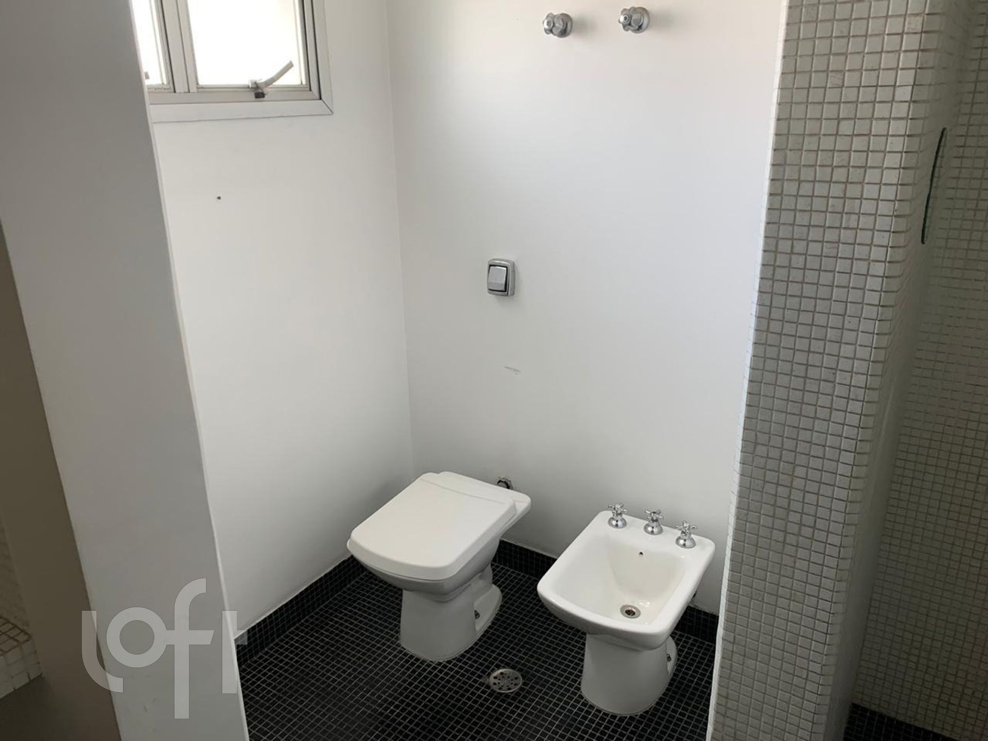 Apartamento à venda com 4 quartos, 333m² - Foto 14