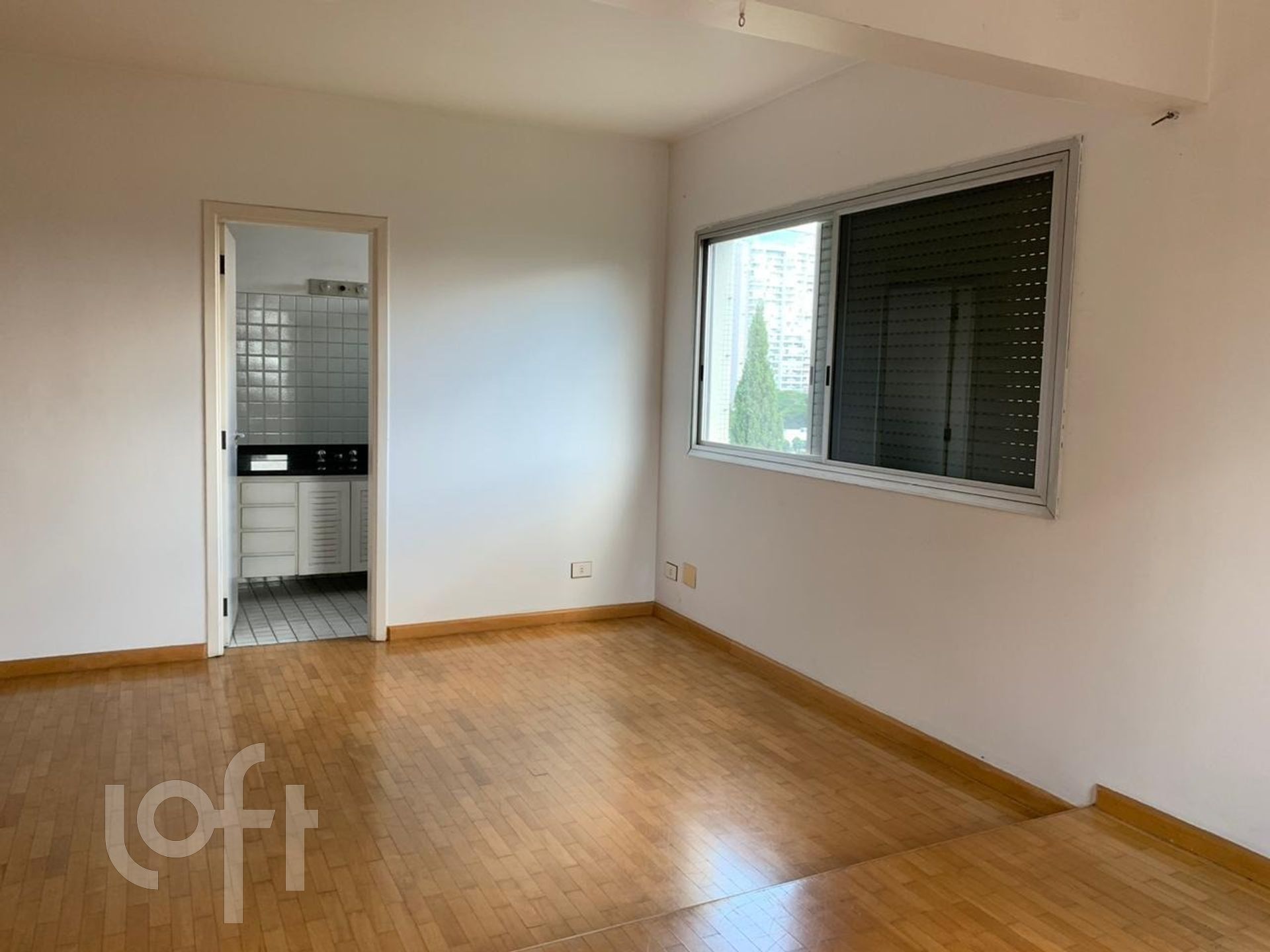 Apartamento à venda com 4 quartos, 333m² - Foto 12