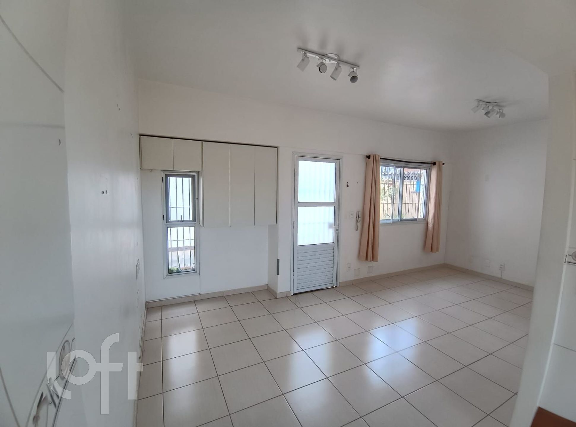 Casa de Condomínio à venda com 2 quartos, 68m² - Foto 2