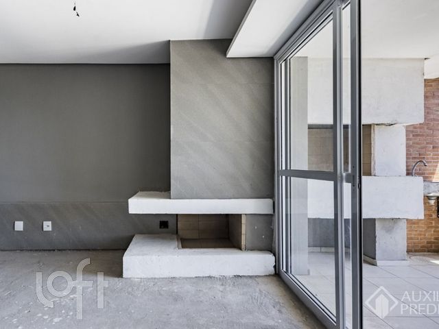 Apartamento com 108m², 2 dormitórios, 2 suítes, 2 vagas, Petrópolis em Porto Alegre