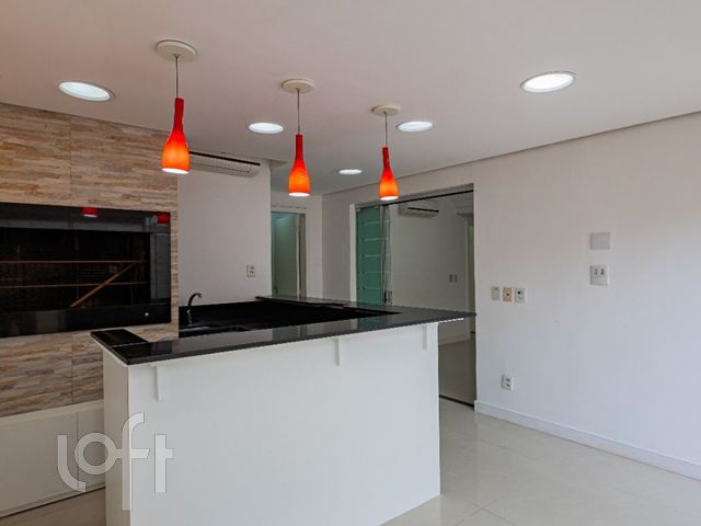 Apartamento com 65m², 2 dormitórios, 2 suítes, Floresta em Porto Alegre