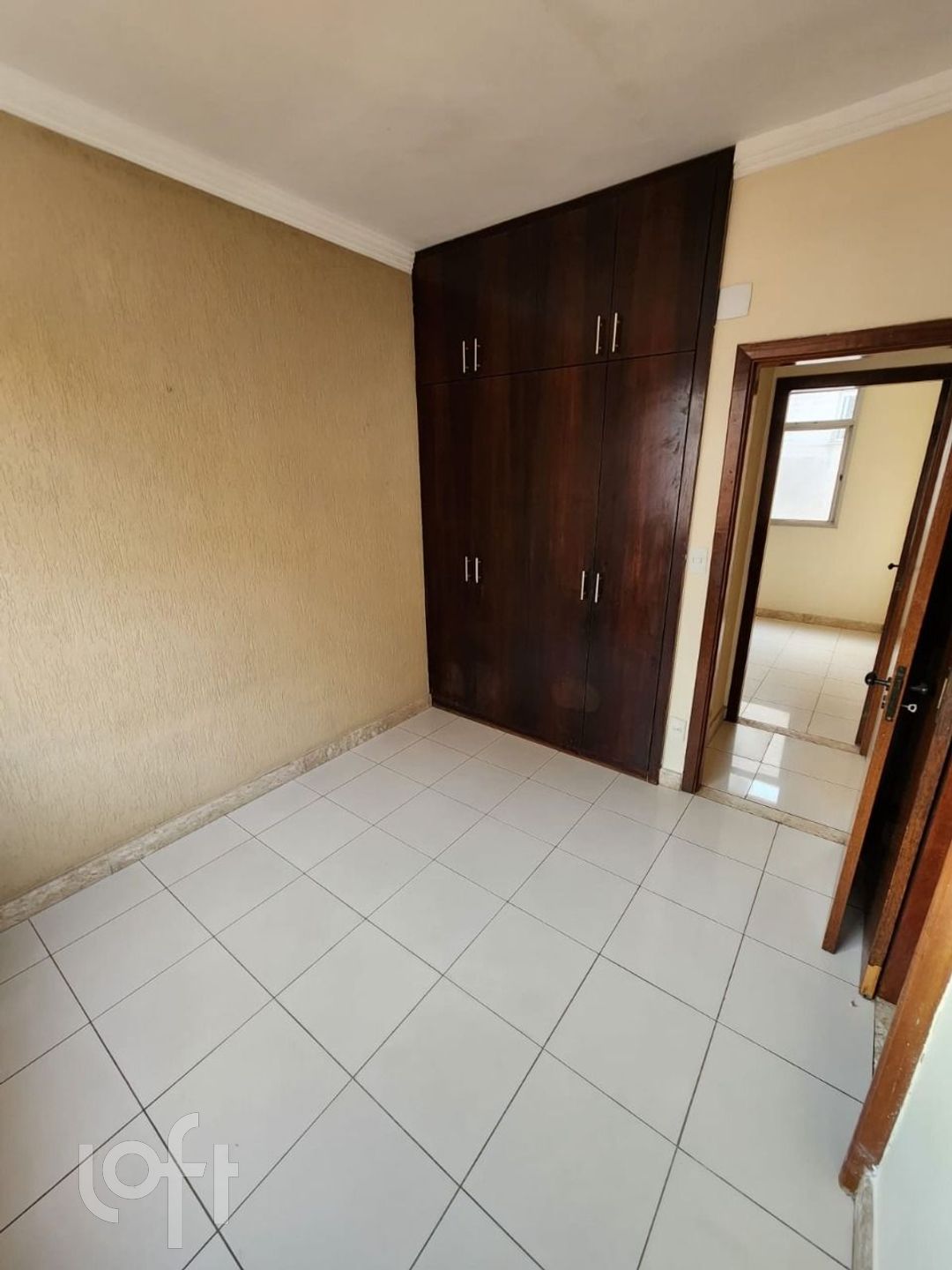 Apartamento à venda com 3 quartos, 134m² - Foto 9