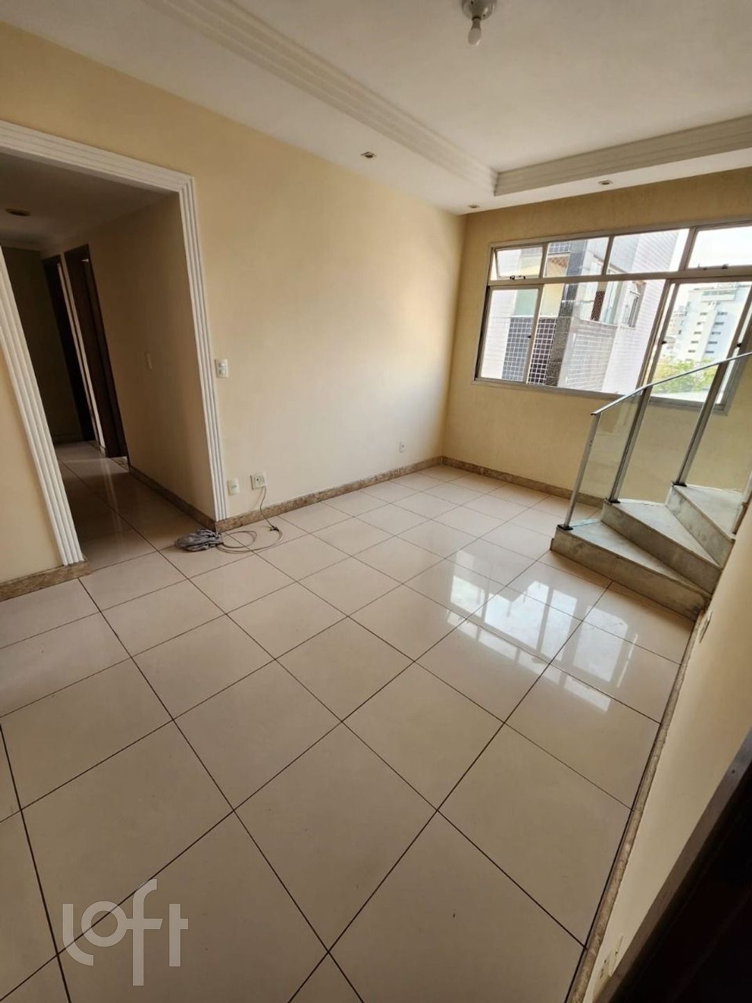 Apartamento à venda com 3 quartos, 134m² - Foto 1