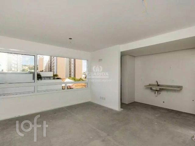 Apartamento com 69m², 2 dormitórios, 1 suíte, 1 vaga, Menino Deus em Porto Alegre