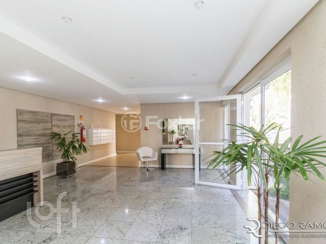 Apartamento com 80m², 3 dormitórios, 1 suíte, 2 vagas, Cristo Redentor em Porto Alegre