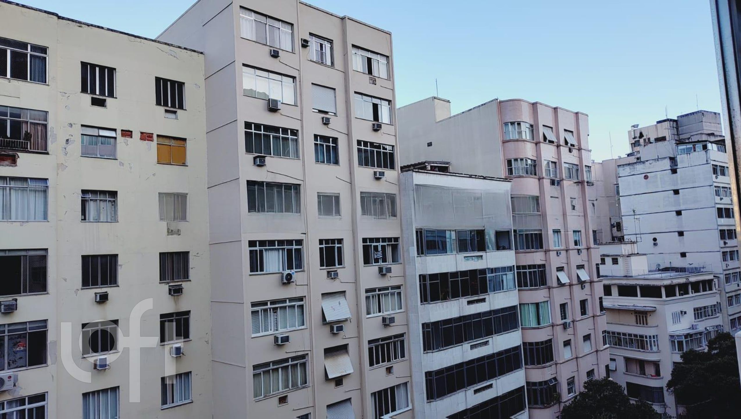 Apartamento à venda com 3 quartos, 100m² - Foto 4