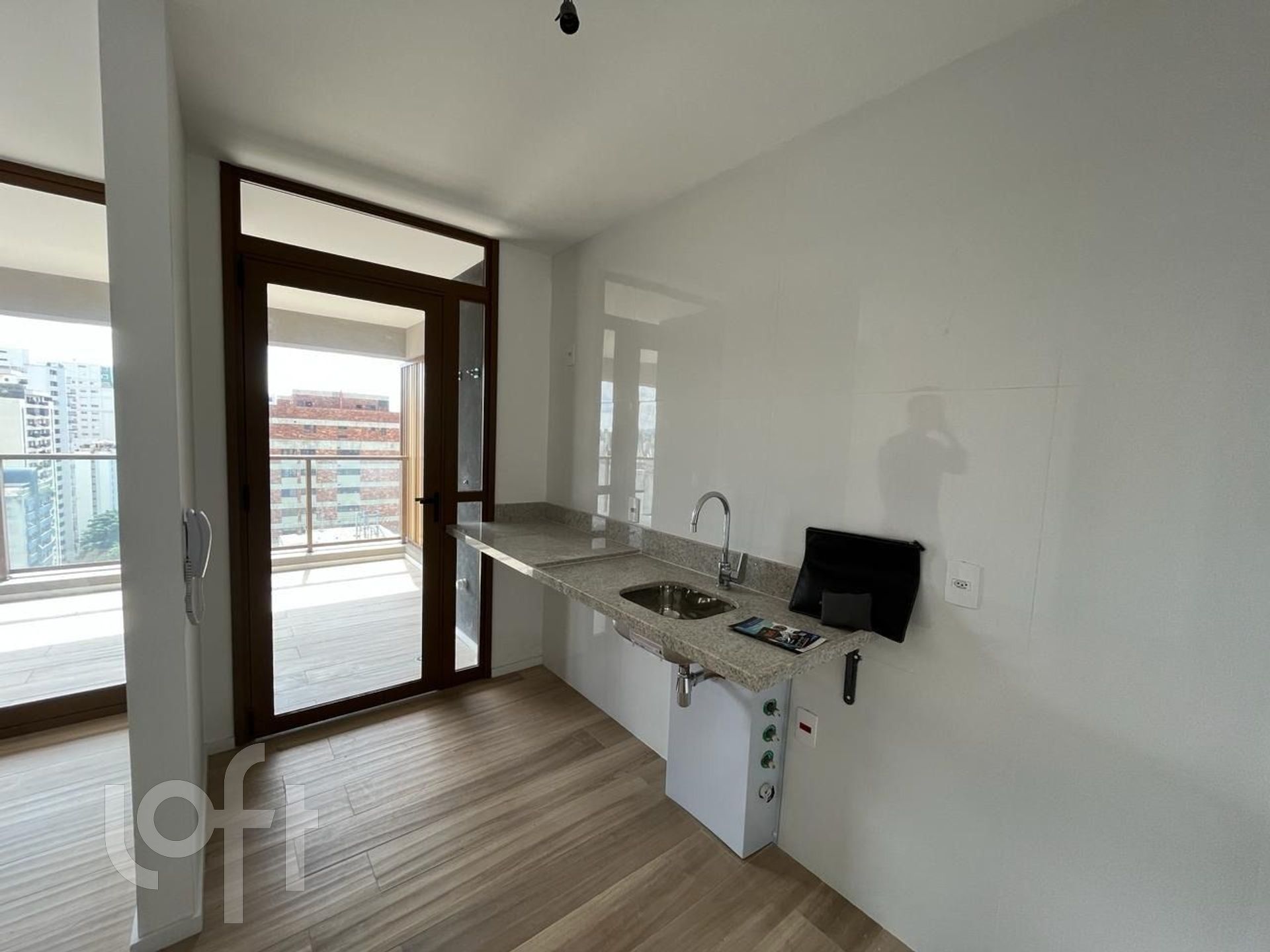 Apartamento à venda com 1 quarto, 46m² - Foto 17