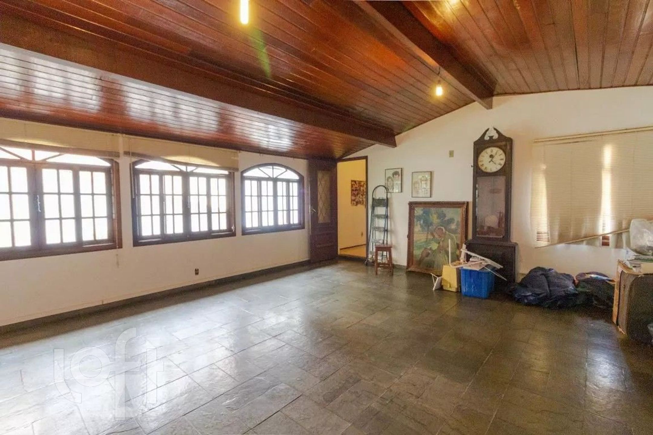 Casa à venda com 3 quartos, 300m² - Foto 12