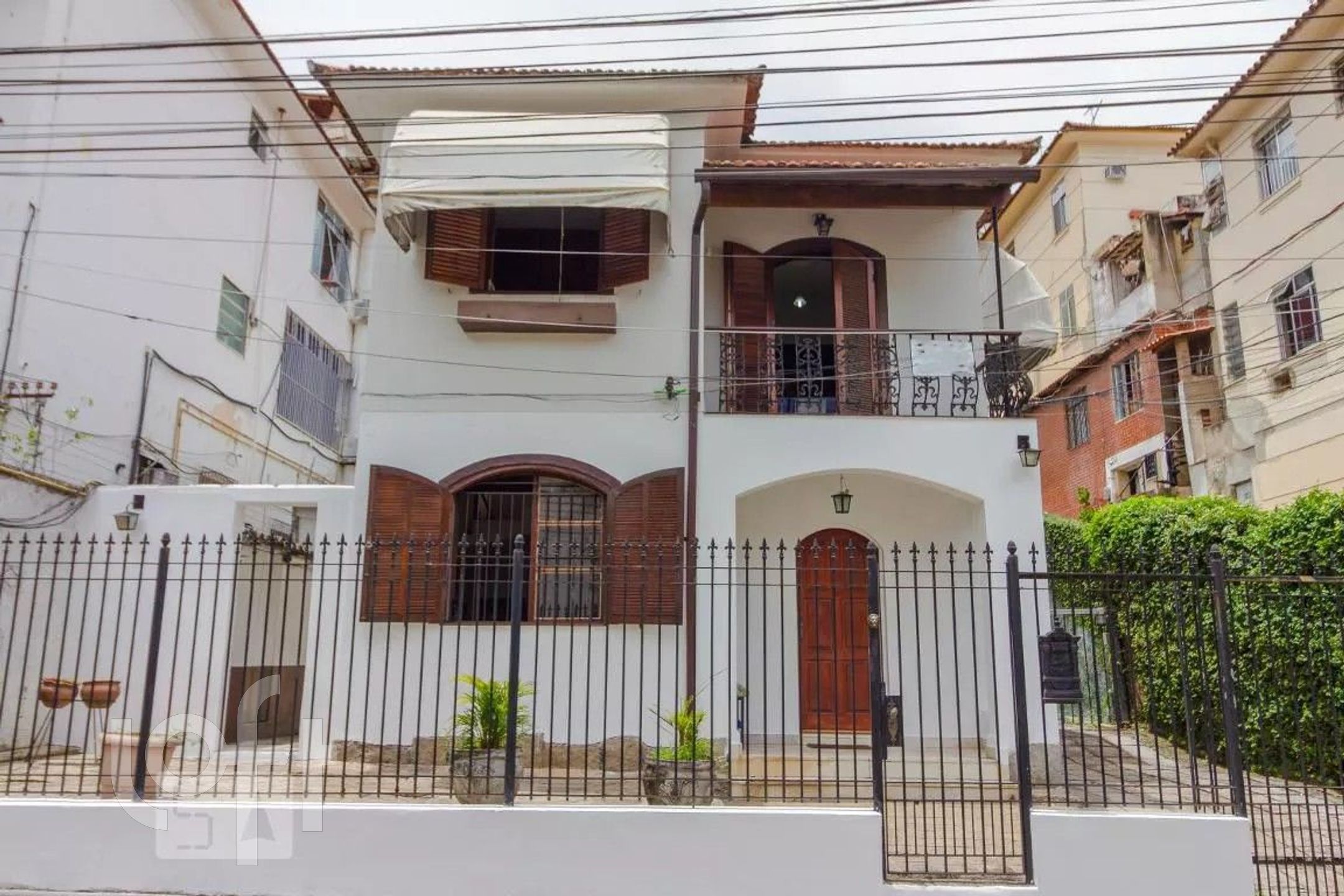 Casa à venda com 3 quartos, 300m² - Foto 3