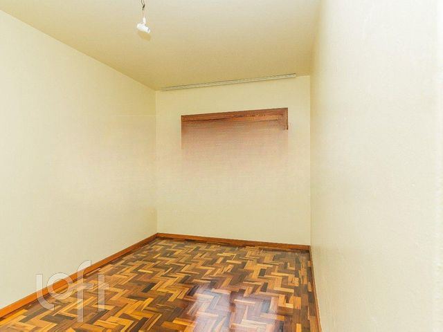Apartamento com 79m², 2 dormitórios, Floresta em Porto Alegre