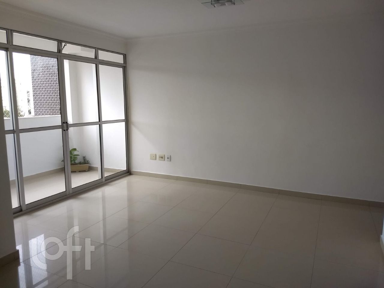 Apartamento à venda com 3 quartos, 124m² - Foto 4