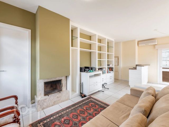 Apartamento com 170m², 2 dormitórios, 1 suíte, 2 vagas, Bela Vista em Porto Alegre