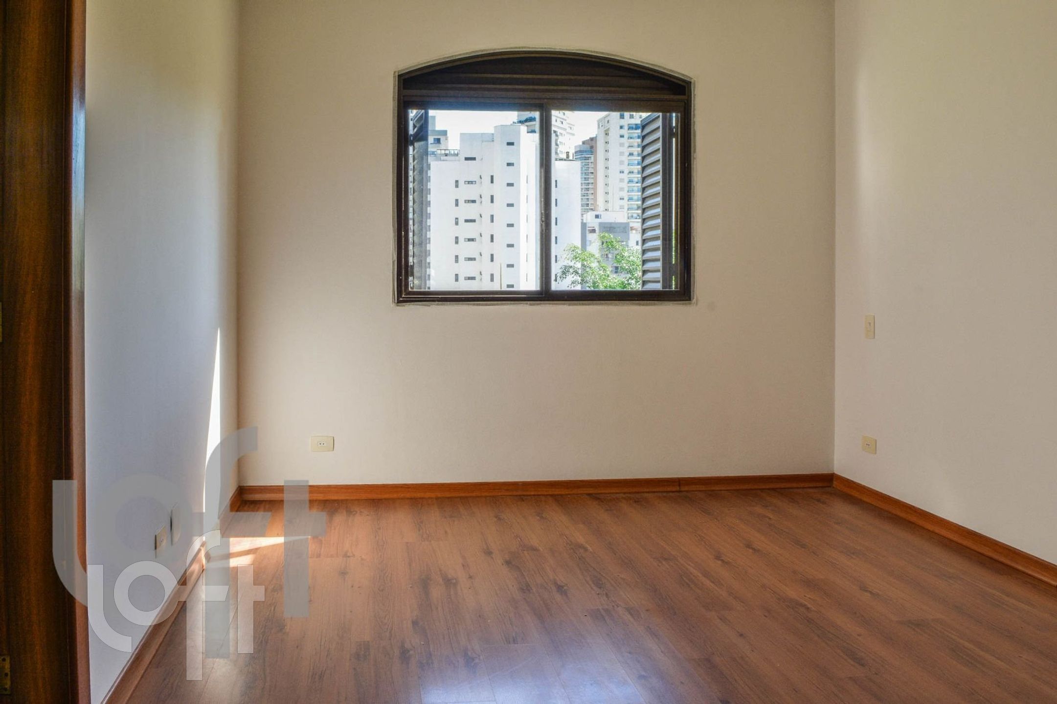 Apartamento à venda com 4 quartos, 250m² - Foto 30