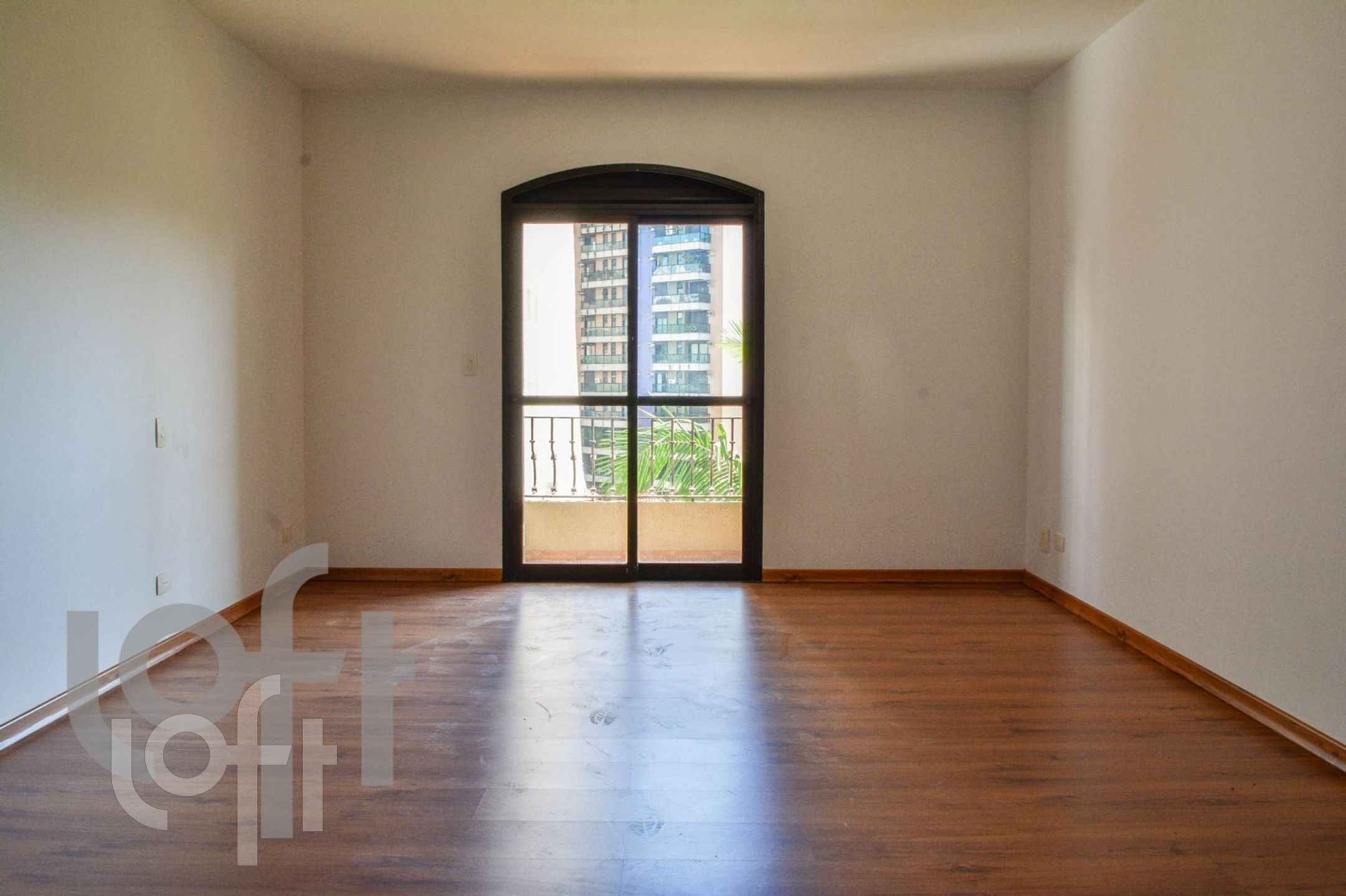 Apartamento à venda com 4 quartos, 250m² - Foto 38