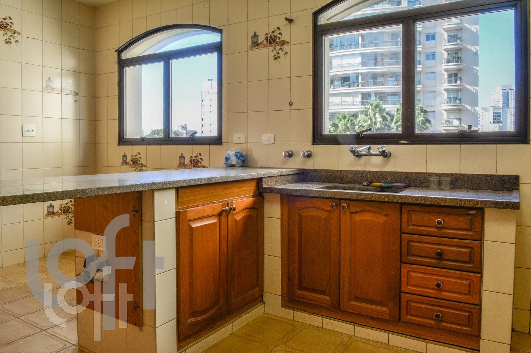 Apartamento à venda com 4 quartos, 250m² - Foto 16