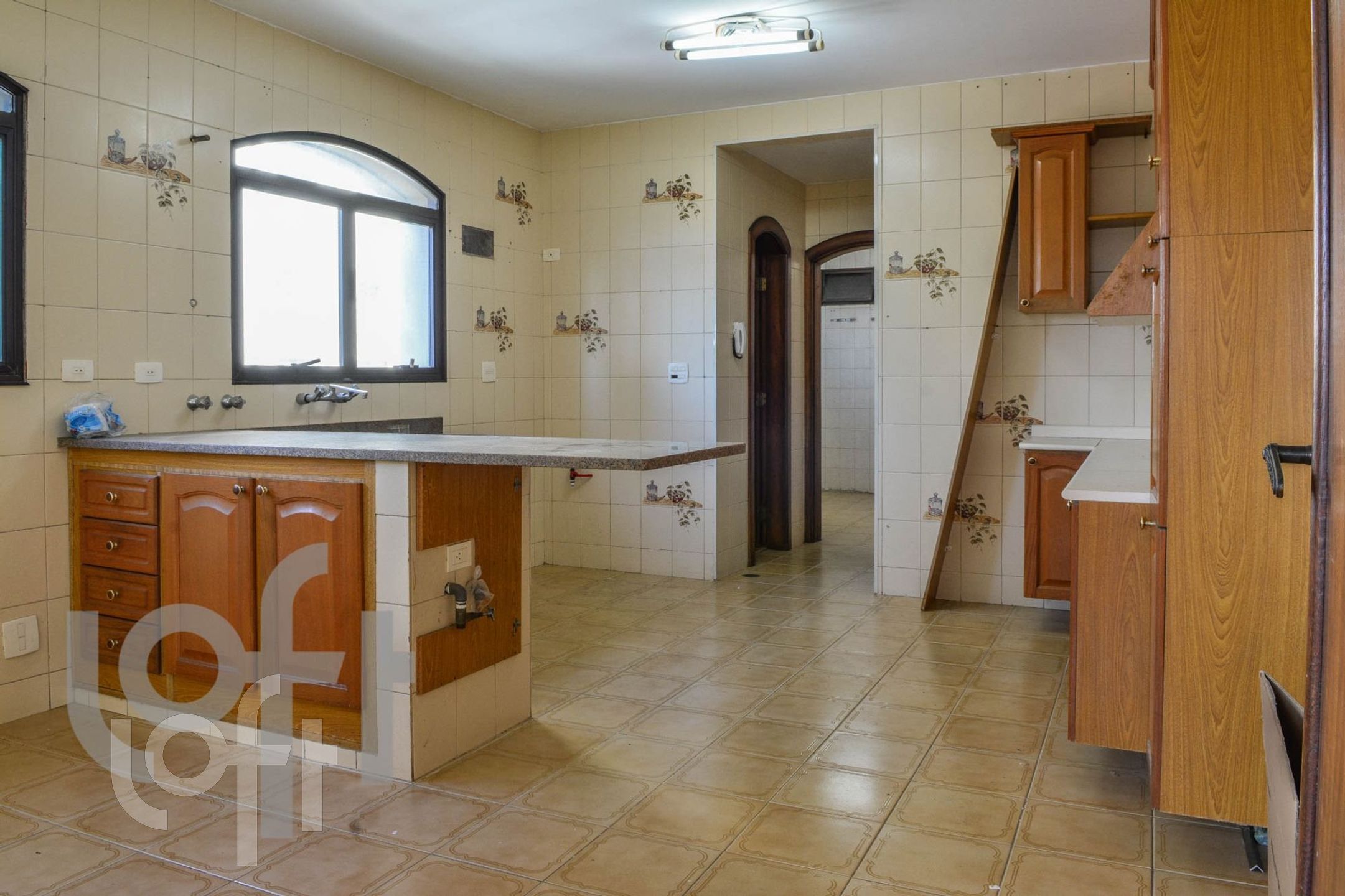 Apartamento à venda com 4 quartos, 250m² - Foto 10