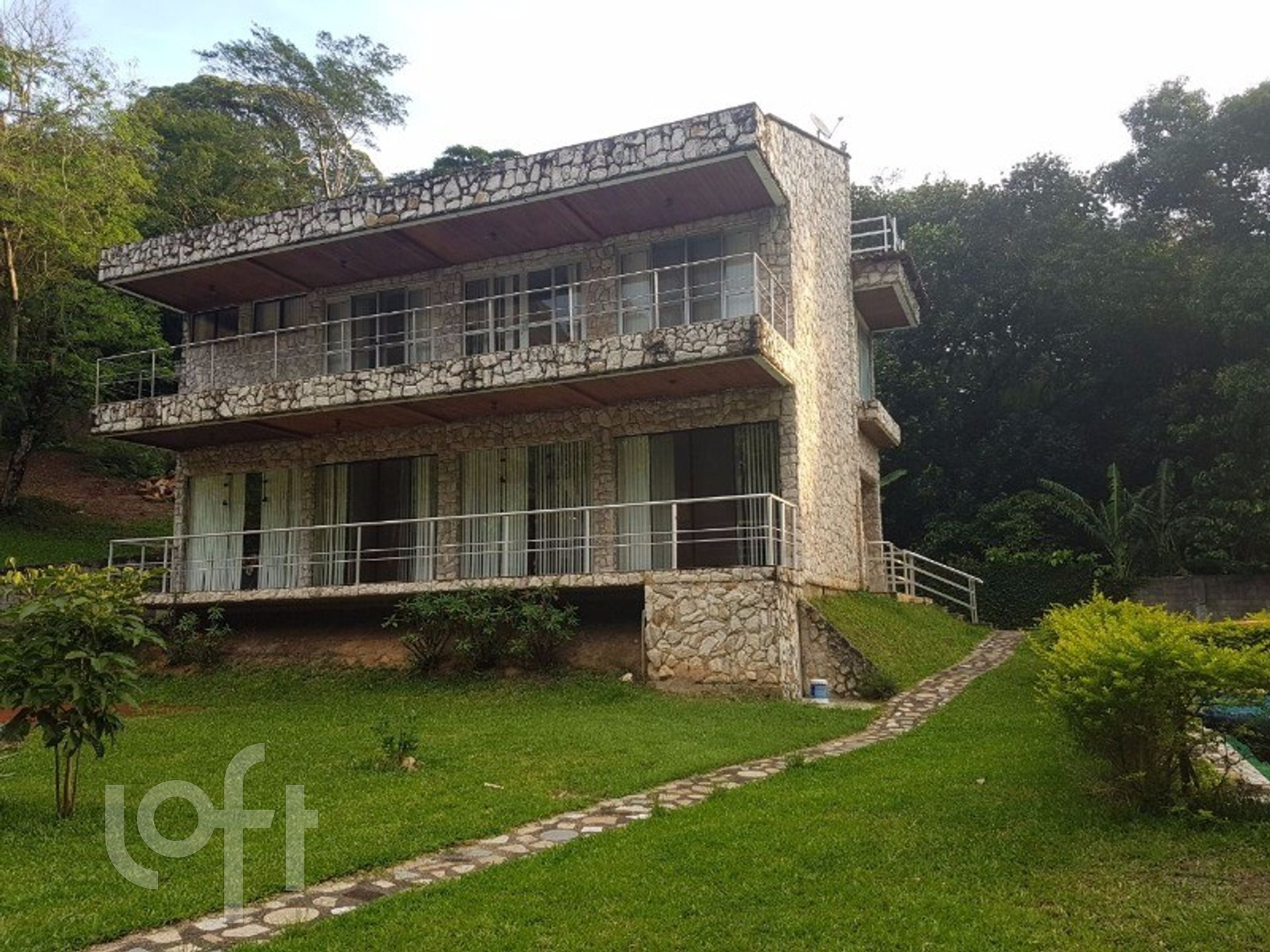 Casa à venda com 4 quartos, 1900m² - Foto 3