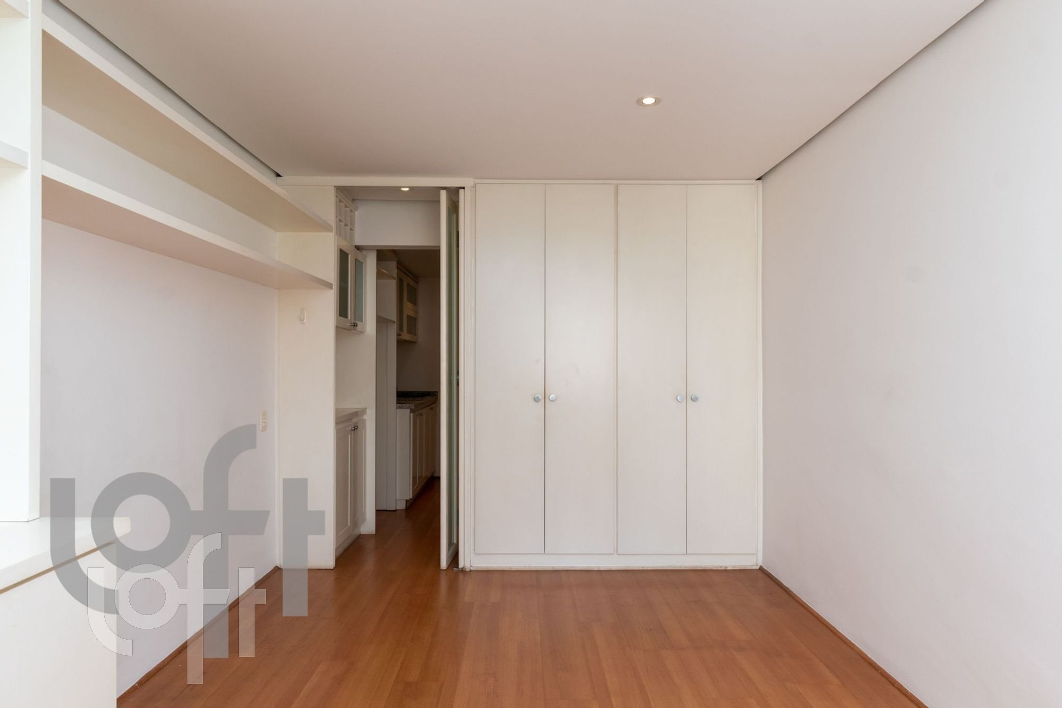 Apartamento à venda com 1 quarto, 24m² - Foto 8