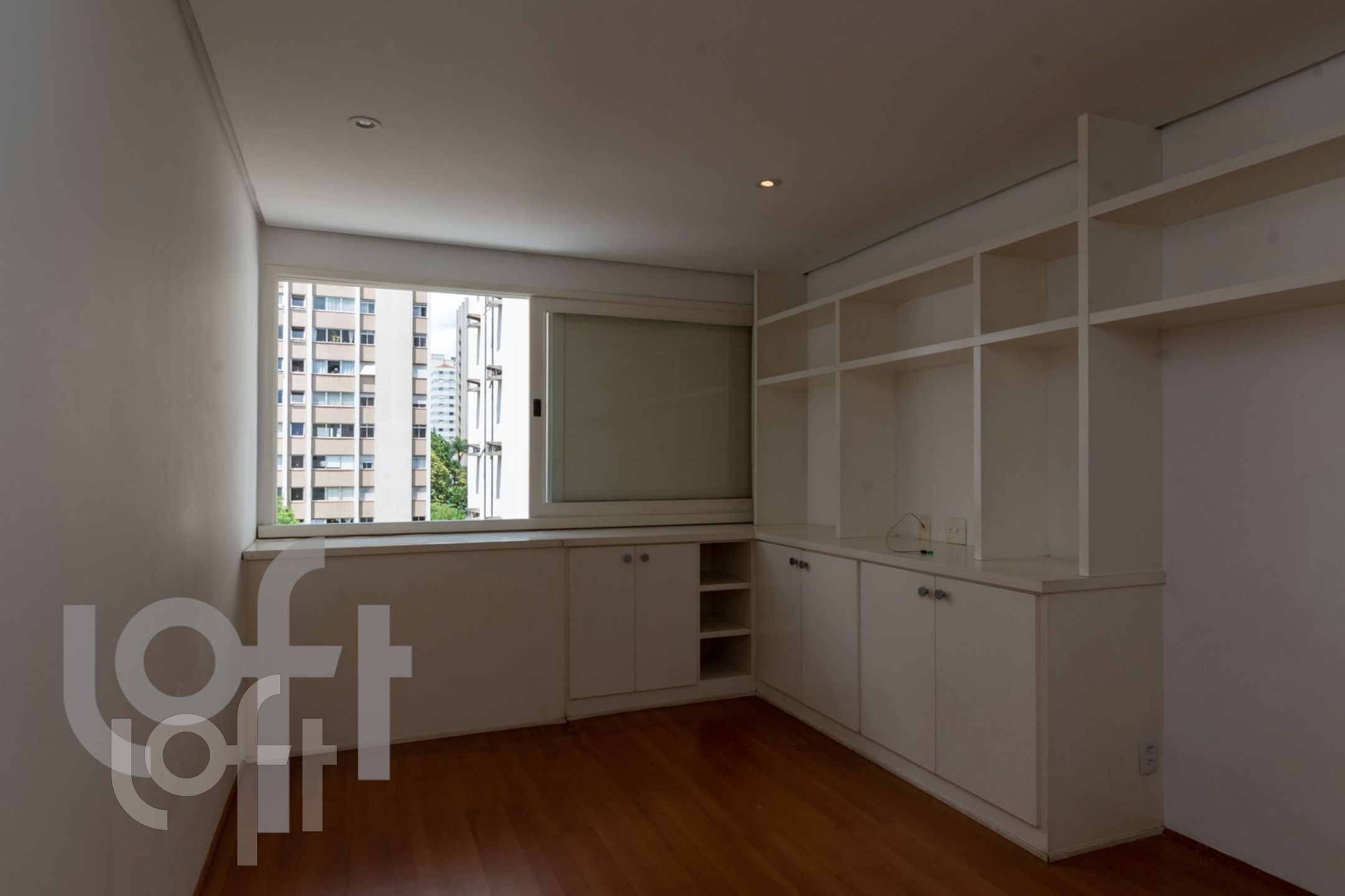 Apartamento à venda com 1 quarto, 24m² - Foto 9