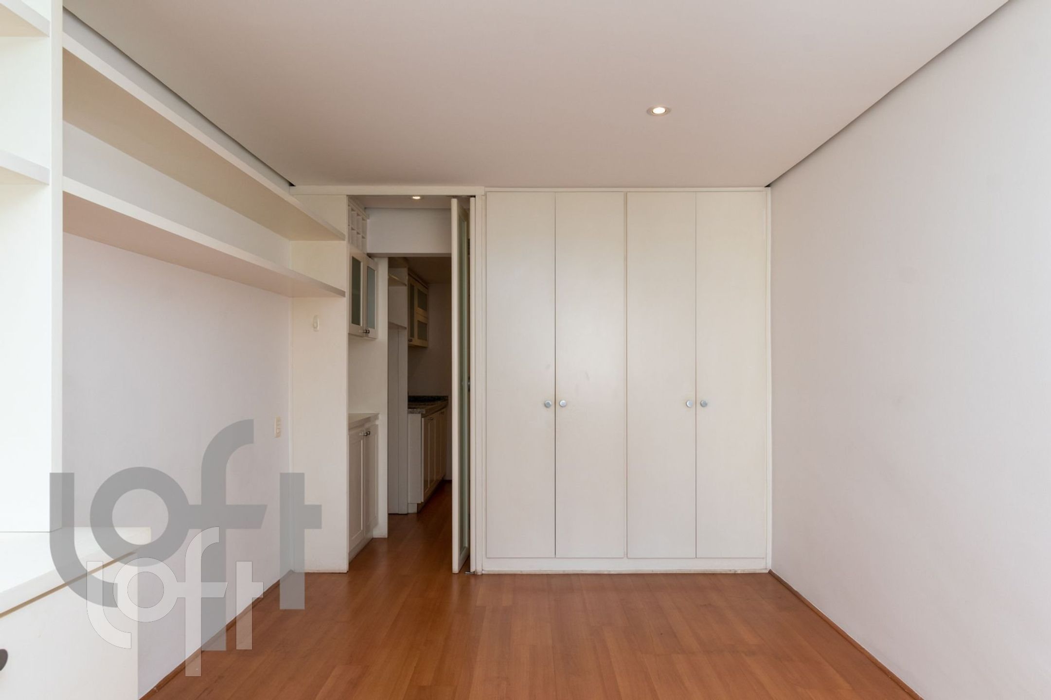 Apartamento à venda com 1 quarto, 24m² - Foto 7