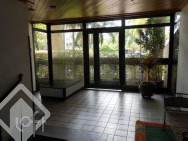 Apartamento com 143m², 2 dormitórios, 1 suíte, 2 vagas, Menino Deus em Porto Alegre