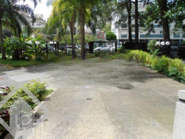 Apartamento com 143m², 2 dormitórios, 1 suíte, 2 vagas, Menino Deus em Porto Alegre