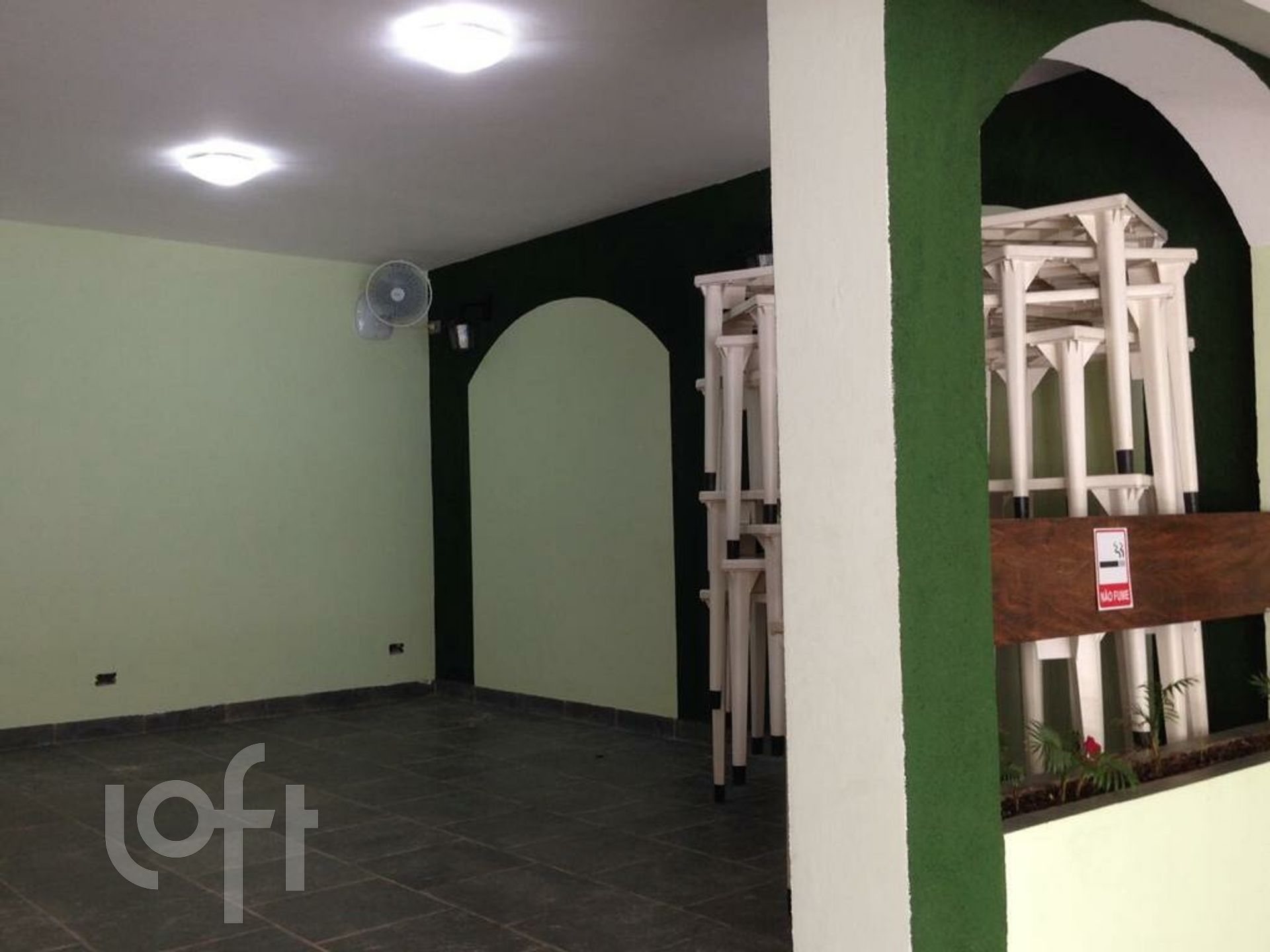 Casa à venda com 4 quartos, 400m² - Foto 4