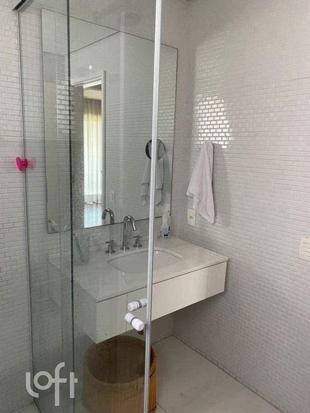 Apartamento à venda com 1 quarto, 75m² - Foto 16