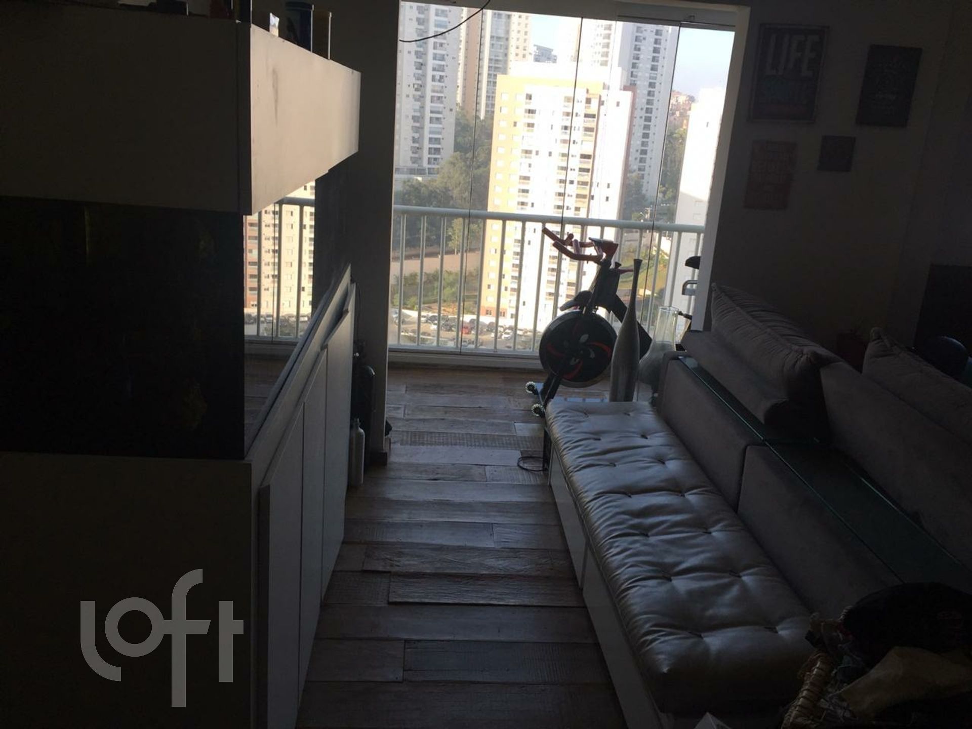 Apartamento à venda com 2 quartos, 69m² - Foto 3