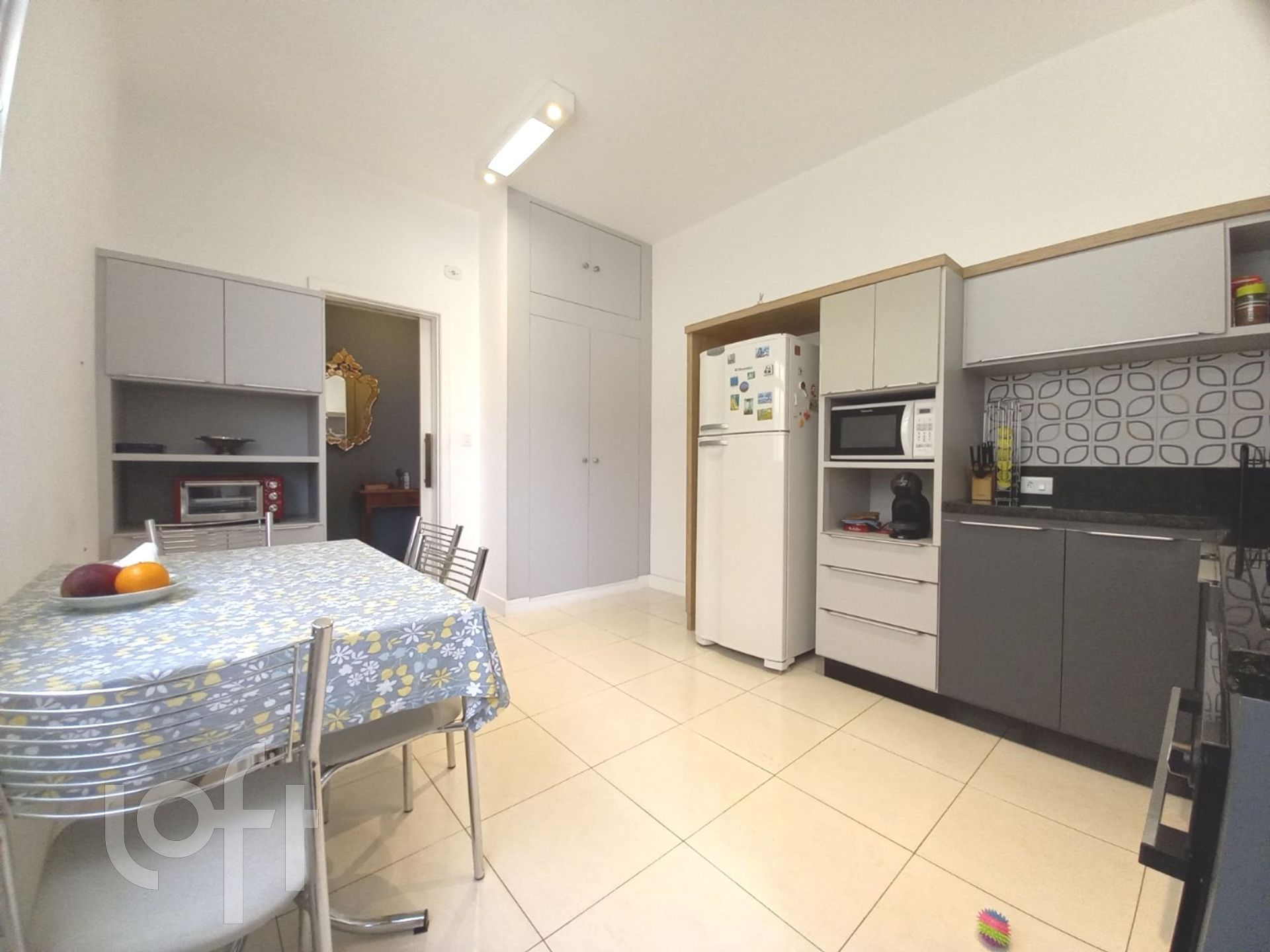 Apartamento à venda com 2 quartos, 114m² - Foto 11