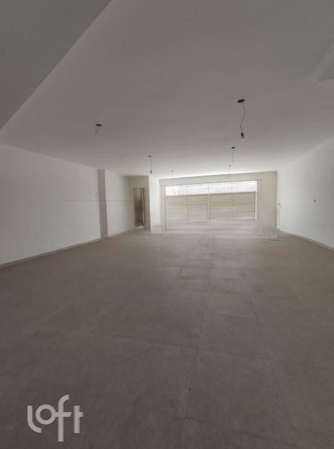 Casa à venda com 3 quartos, 291m² - Foto 4