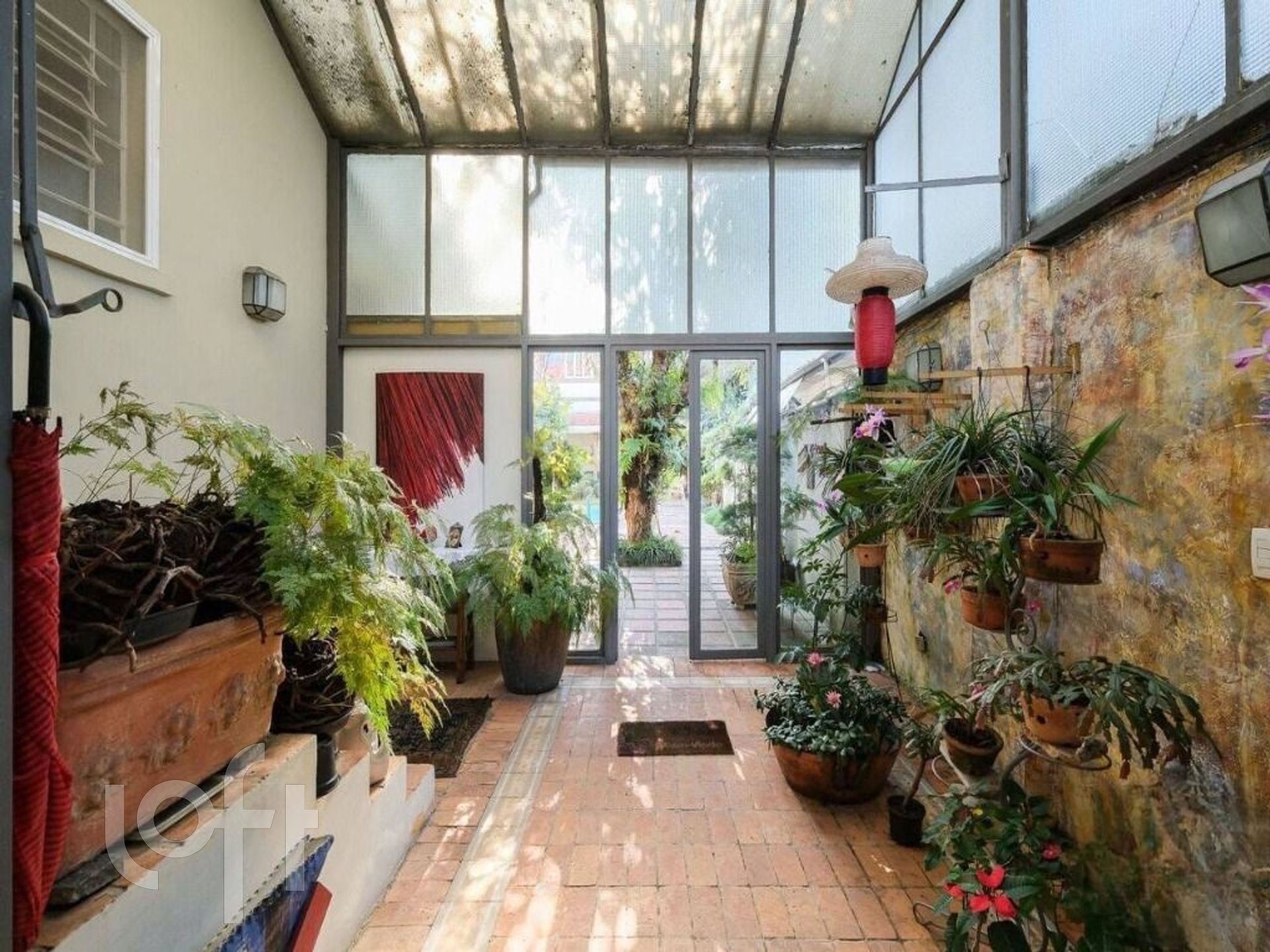 Casa à venda com 3 quartos, 440m² - Foto 2