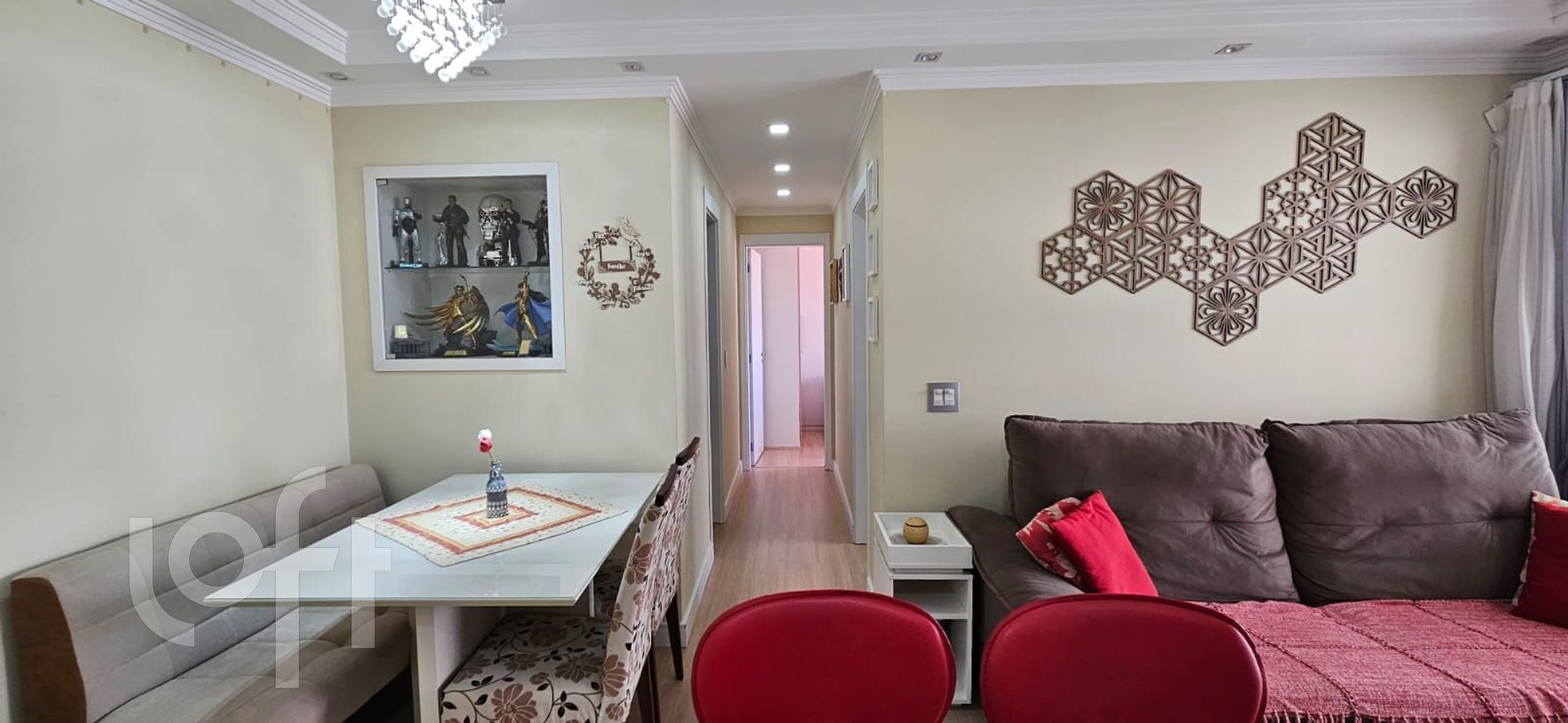 Apartamento à venda com 2 quartos, 68m² - Foto 3