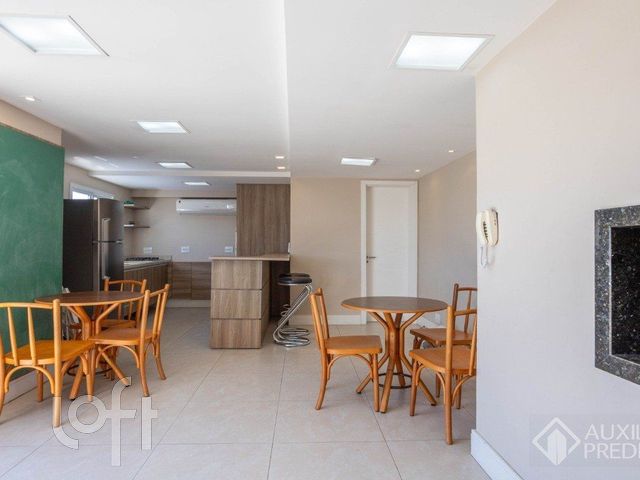 Apartamento com 68m², 1 dormitório, 1 vaga, Petrópolis em Porto Alegre