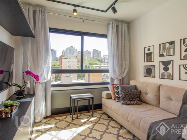 Apartamento com 47m², 2 dormitórios, 1 suíte, 1 vaga, Rio Branco em Porto Alegre