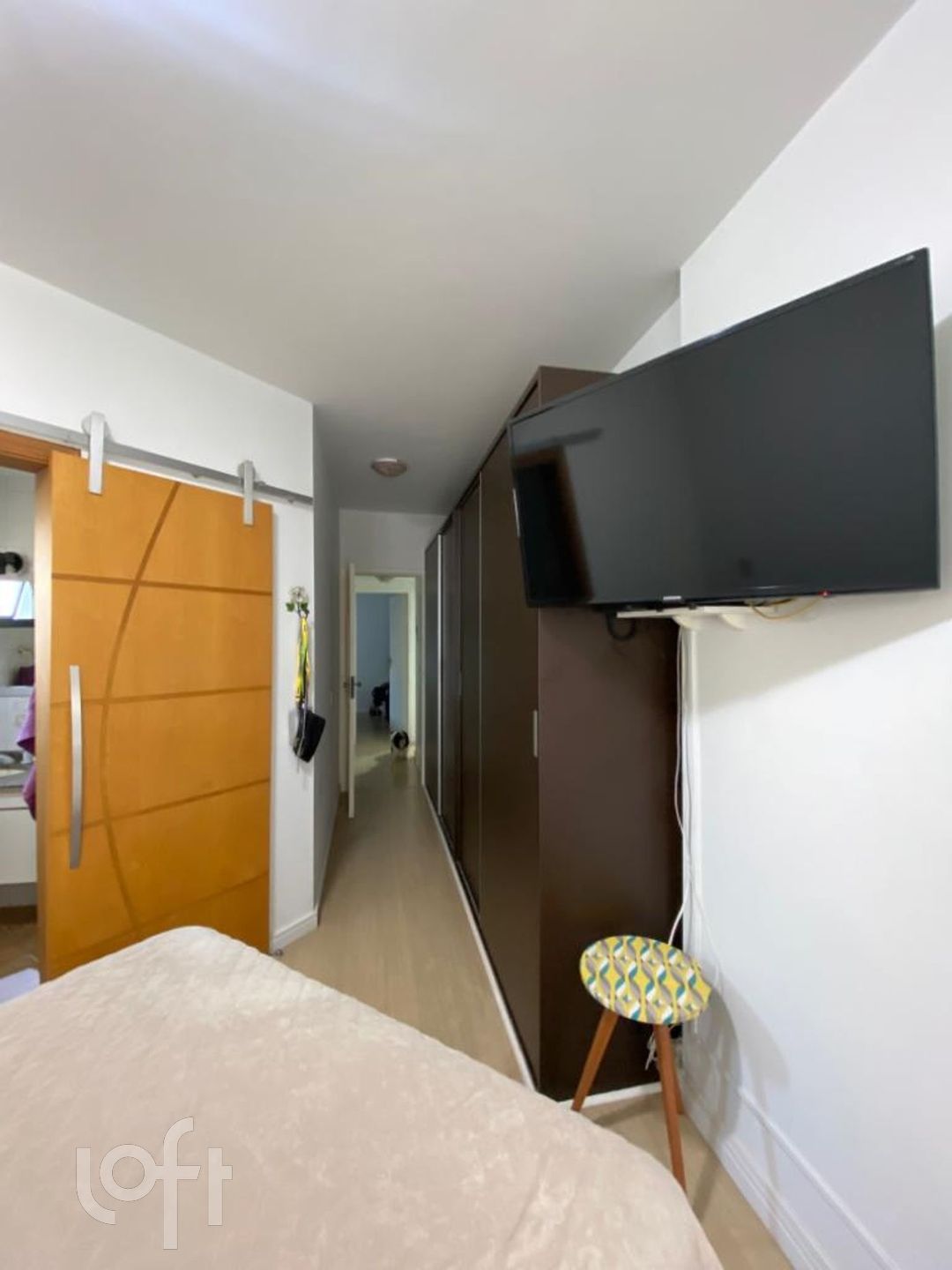 Apartamento à venda com 3 quartos, 73m² - Foto 2