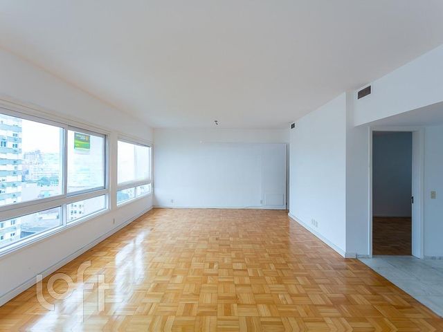 Apartamento com 167m², 3 dormitórios, 1 suíte, 1 vaga, Moinhos de Vento em Porto Alegre