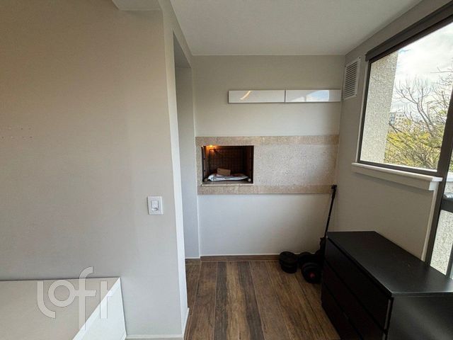 Apartamento com 56m², 1 dormitório, Três Figueiras em Porto Alegre