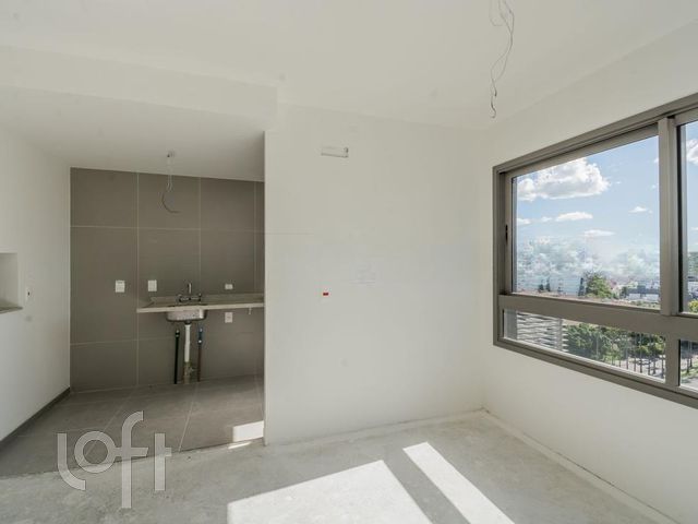 Apartamento com 75m², 3 dormitórios, 1 suíte, 2 vagas, Santana em Porto Alegre